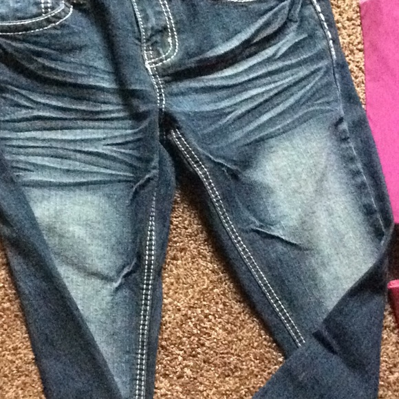 Dark wash straight leg jean - Picture 3 of 4